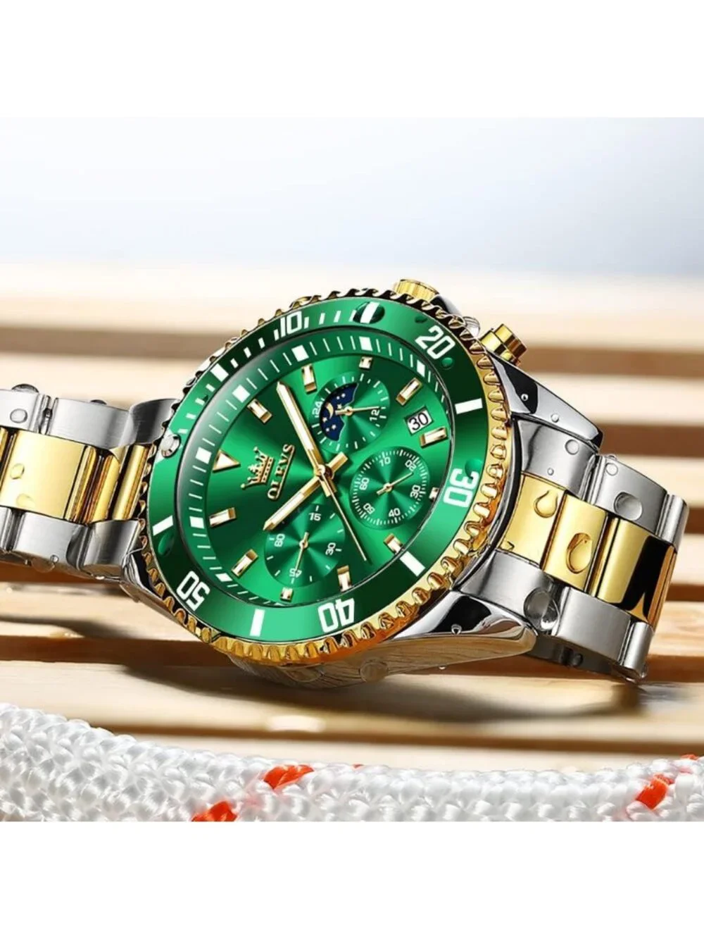Mens Silver And Green Stainless Steel Chronograph Analog Waterproof Luxury Watch